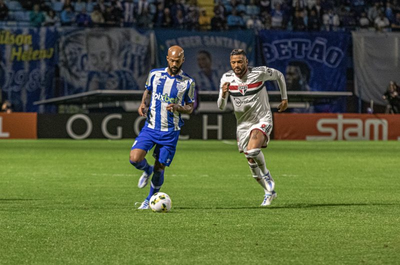 Jogo do turno entre as duas equipes terminou em 1 a 1 – Foto: Frederico Tadeu/Ava&iacute;/Divulga&ccedil;&atilde;o/ND
