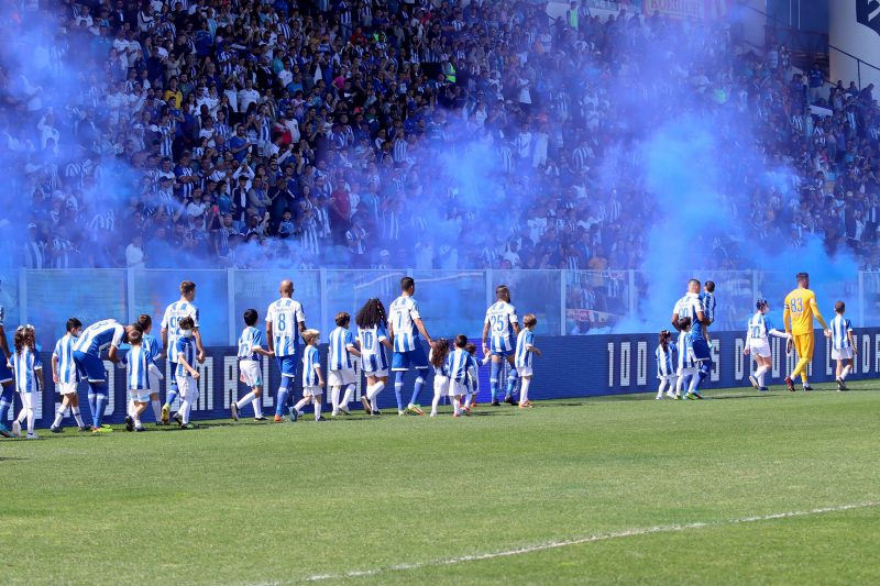 Est&aacute;dio da Ressacada tem todos os ingressos vendidos – Foto: Leandro Boeira/Ava&iacute;/ND