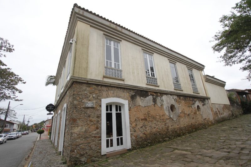 Pedra bas&aacute;ltica de origem vulc&acirc;nica era o insumo b&aacute;sico das constru&ccedil;&otilde;es – Foto: Leo Munhoz/ND