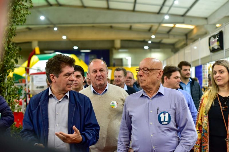 Crisiuma Mayor Clezio Salvaro (PSDB) supported Esperidian Amin in the first round, but announced his vote for candidate Jorginho Mella in the second round of the Santa Catarina government elections – Photo: Disclosure/ND