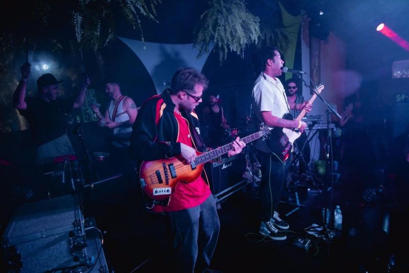 Banda do Ben toca a partir das 19h no Rio Tavares, em Florian&oacute;polis, com entrada gratuita – Foto: Divulga&ccedil;&atilde;o/Banda do Ben/ND