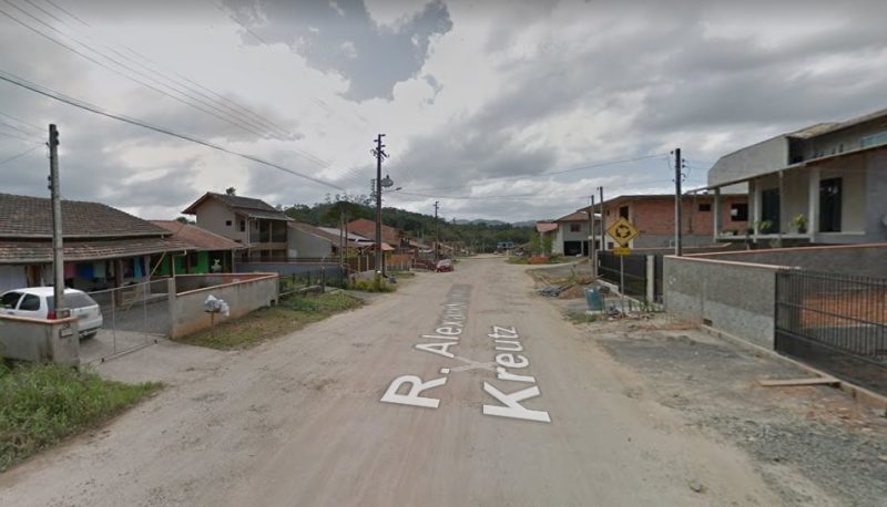 Segundo os bombeiros, o caso aconteceu na rua Alexander Wilhelm Kreutz – Foto: Google Maps/Imagem ilustrativa/ND