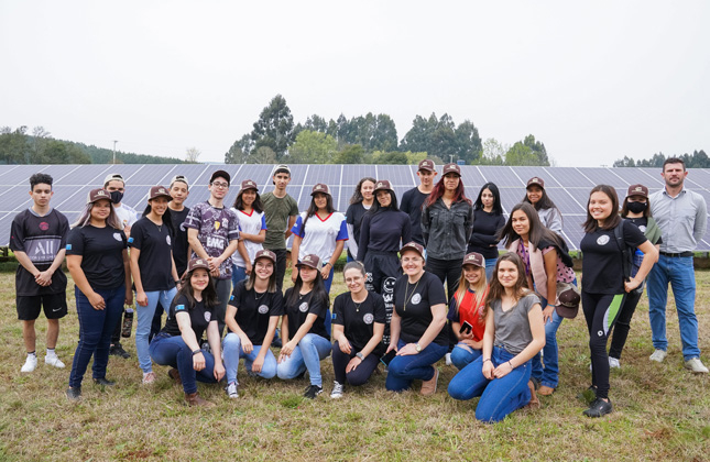 Estudantes s&atilde;o de Monte Carlos, no Meio-Oeste – Foto: Copercampos/ND