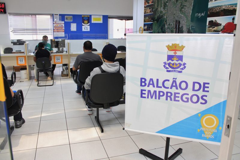 Nesta semana, Balc&atilde;o de Empregos oferece 1.141 oportunidades em diversas &aacute;reas – Foto: SECOM Itaja&iacute;/Balc&atilde;o de Empregos