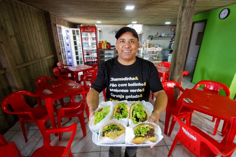 Silvio C&eacute;sar Bonif&aacute;cio, de 50 anos, trabalhou por 14 anos no Bar dos Servidores – Foto: Leo Munhoz/ND