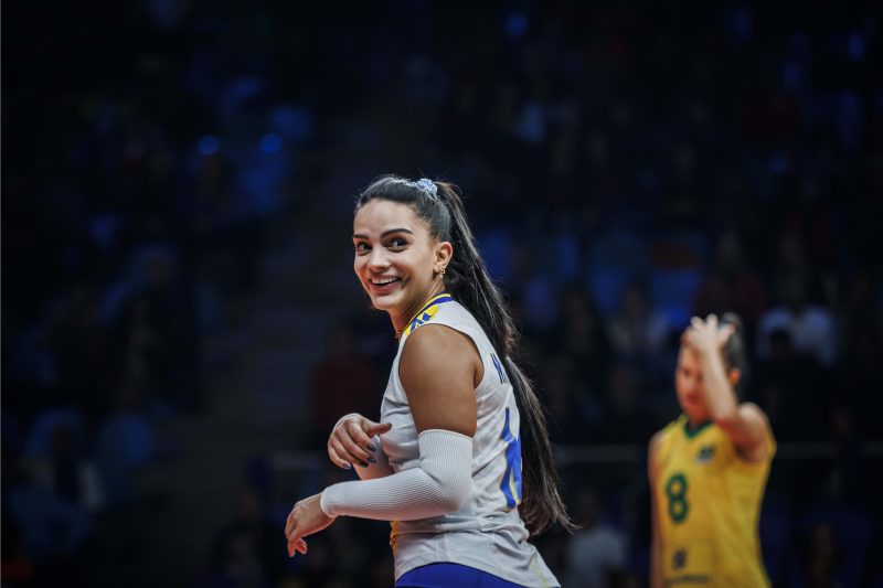 Brasil atropela a Argentina e segue invicto Campeonato Mundial de vôlei  feminino