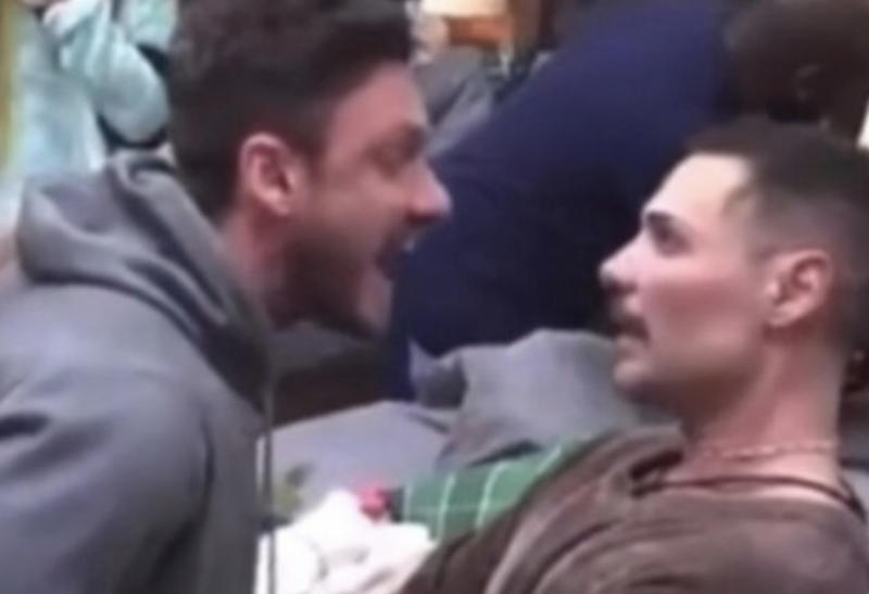 A discuss&atilde;o come&ccedil;ou quando Vini foi conversar com Kerline Cardoso ap&oacute;s ela brigar com Deolane Bezerra – Foto: Twiter/ Reprodu&ccedil;&atilde;o/ND