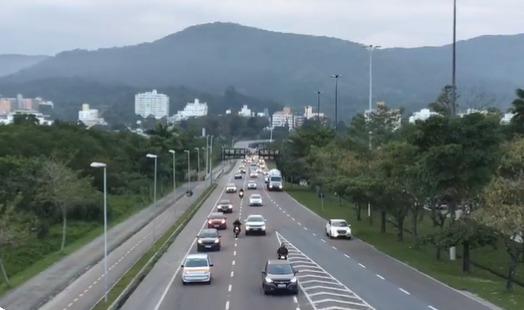 Limite m&aacute;ximo permitido na rodovia &eacute; de 80 km/h – Foto: GMF/Reprodu&ccedil;&atilde;o/ND