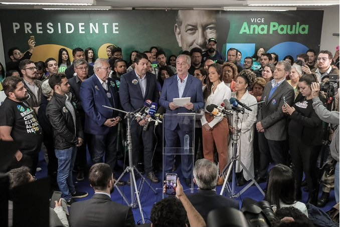 Ciro Gomes falando &agrave; na&ccedil;&atilde;o em manifesto – Foto: Reprodu&ccedil;&atilde;o Twitter/Divulga&ccedil;&atilde;o/ND