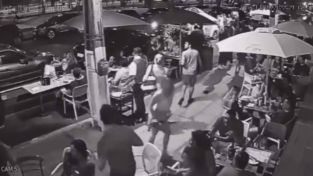 Clientes fogem de bar ao confudirem atletas de crossfit correndo com "arrastão" 