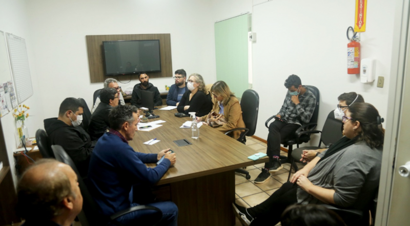 Entidades da &aacute;rea de sa&uacute;de se reuniram para tratar sobre medidas contra a suspens&atilde;o da lei que determina o piso nacional da enfermagem – Foto: Coren/SC/Divulga&ccedil;&atilde;o/ND