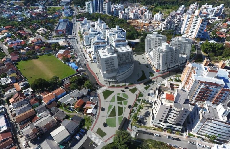 Desapropria&ccedil;&otilde;es para constru&ccedil;&atilde;o de r&oacute;tula do C&oacute;rrego Grande s&atilde;o conclu&iacute;das em Florian&oacute;polis – Foto: PMF/Divulga&ccedil;&atilde;o/ND