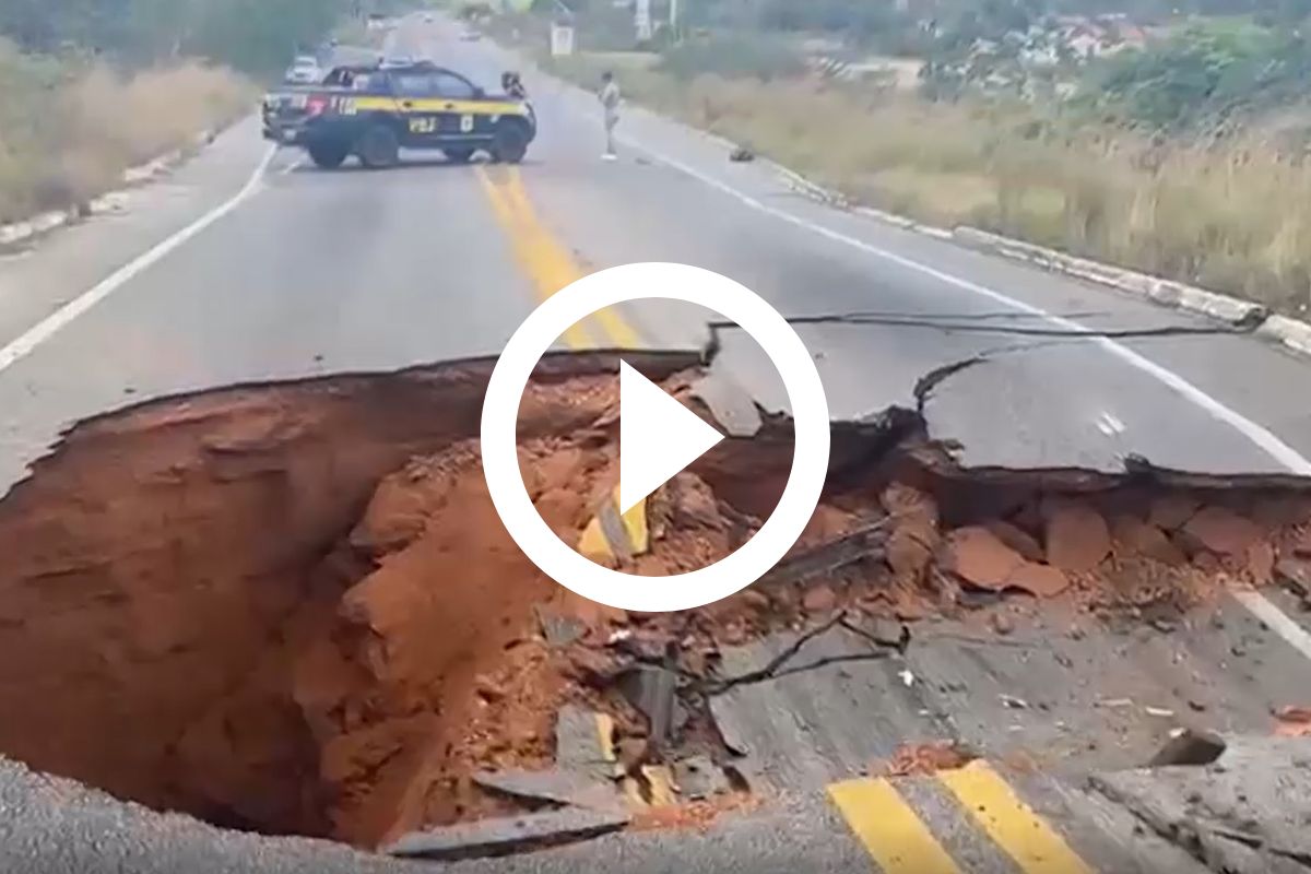 VÍdeo Cratera Se Abre Na Br 101 E ‘engole Caminhão 0589