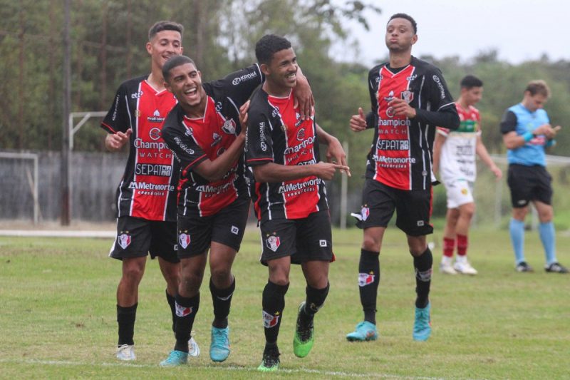 JEC venceu o Brusque e entrou na zona de classifica&ccedil;&atilde;o no Estadual Sub-20 – Foto: Thiago Borges/JEC/Divulga&ccedil;&atilde;o/ND