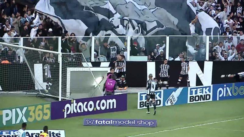 Depois da decep&ccedil;&atilde;o, torcedor volta a pensar no acesso &agrave; s&eacute;rie B do Brasileiro – Foto: Record TV/Reprodu&ccedil;&atilde;o