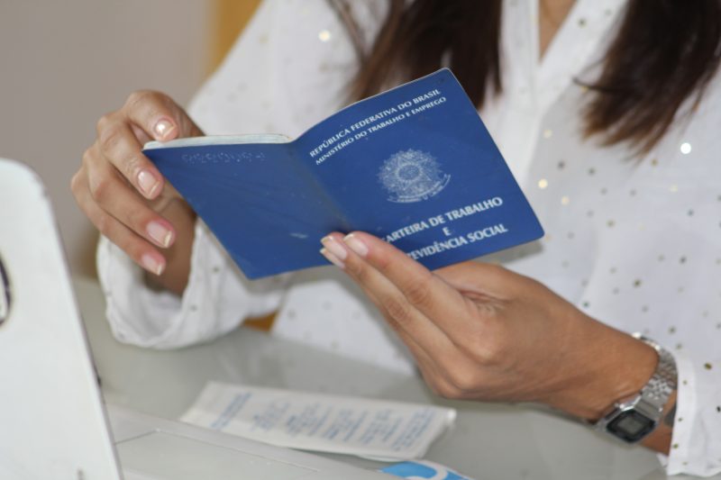 Blumenau tem vagas de emprego disponíveis para diversas áreas 