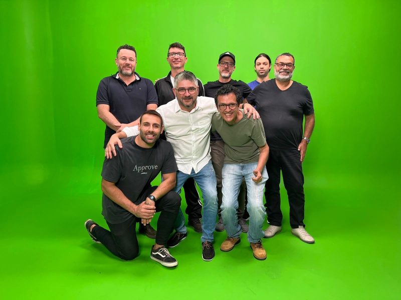 Frente (esq. p/dir.): Stefano – Santana – Rubens.Atr&aacute;s (esq. p/ dir.): Andr&eacute; – Dippe – Nando – Bruno – Xuxu