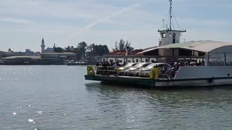 ferry boat entre Itajaí e Navegantes