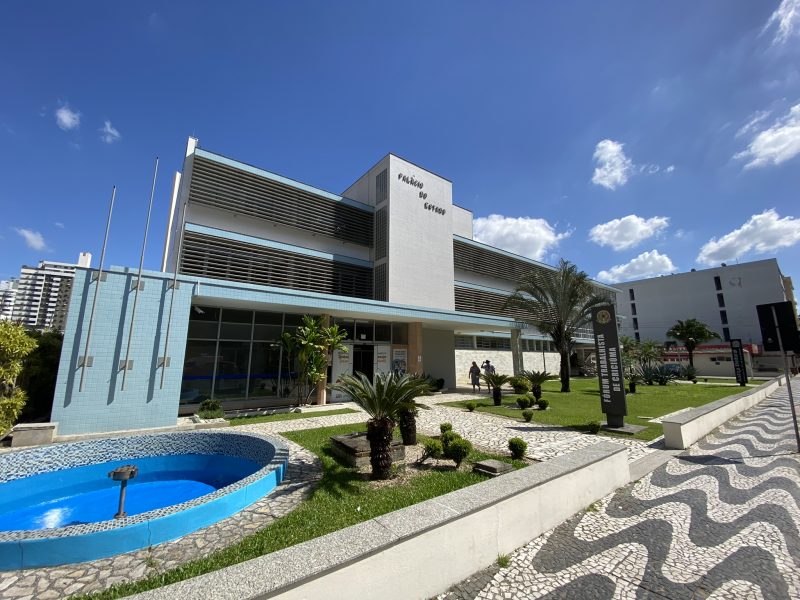 TRT vagas de trabalho com salários altos 