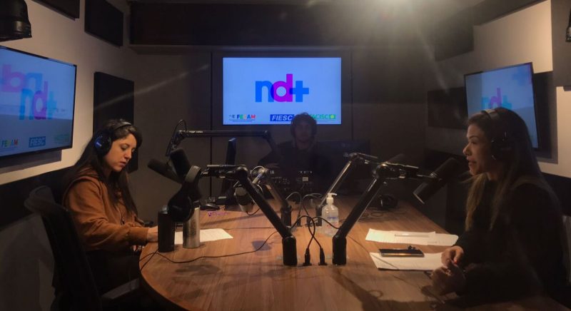 Grava&ccedil;&atilde;o do 11&ordm; epis&oacute;dio do podcast Voto+, no est&uacute;dio multiplataforma da reda&ccedil;&atilde;o integrada do Grupo ND – Foto: Divulga&ccedil;&atilde;o/ND