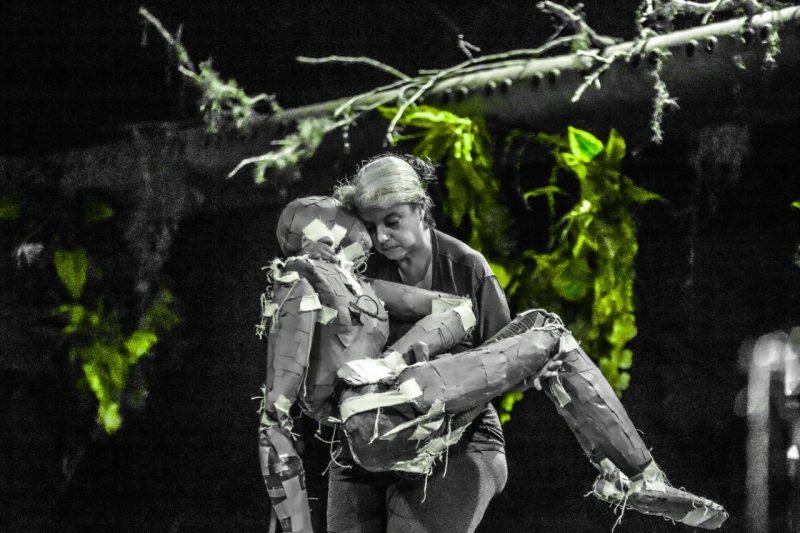 Mat&eacute;ria Escura, do Grupo de Dan&ccedil;a Cena 11 | Foto Cristiano Prim/Divulga&ccedil;&atilde;o/ND