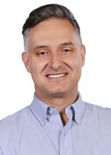 MATHEUS CADORIN (30001) – Matheus Andreis Cadorin &eacute; natural de Joinville, tem 41 anos e &eacute; candidato pelo Novo. Ele tem ensino superior completo e &eacute; empres&aacute;rio. – Foto: Divulgacand/TSE/Divulga&ccedil;&atilde;o