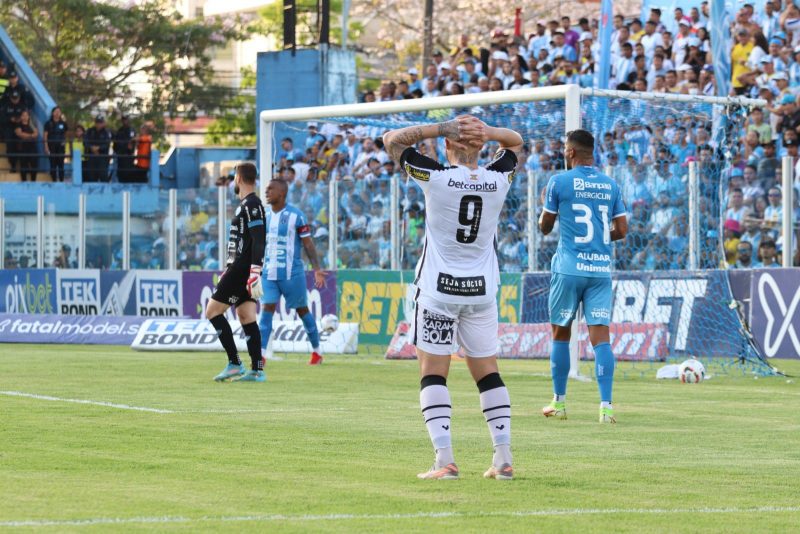 Figueirense vai precisar de uma "forcinha" do Paysandu na última rodada