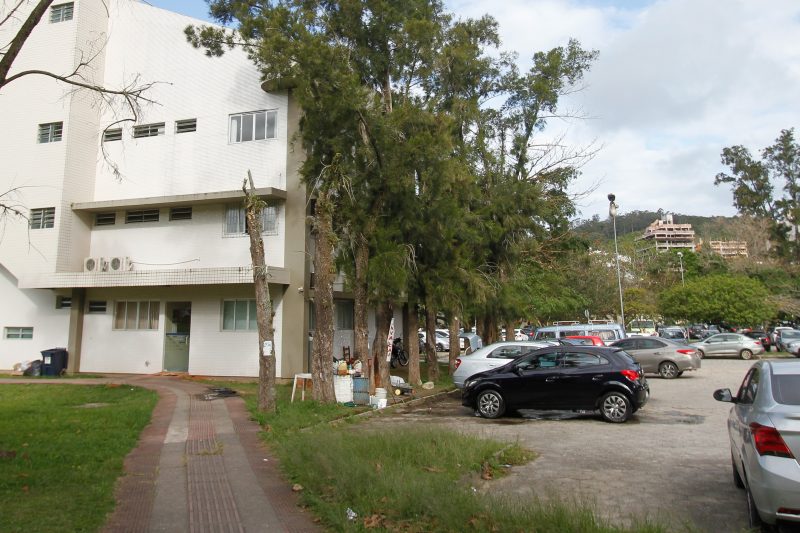 UFSC disse que vai apurar a situa&ccedil;&atilde;o dos lavadores de carro – Foto: Leo Munhoz/ND