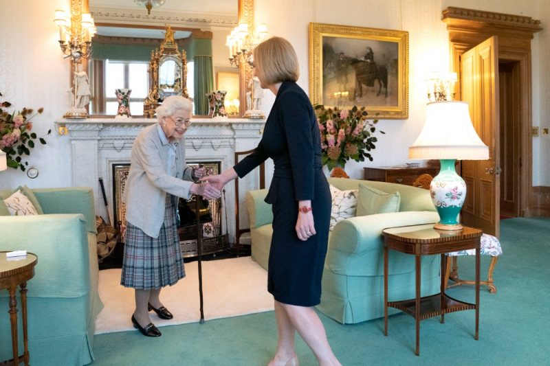 Rainha Elizabeth II durante cerim&ocirc;nia de Liz Truss – Foto: Jane Barlow/POOL/AFP/ND