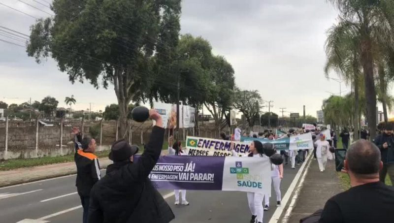 Enfermeiros de SC planejam paralisa&ccedil;&atilde;o parcial e manifesta&ccedil;&otilde;es nesta quarta-feira – Foto: Beatriz Formanski/NDTV