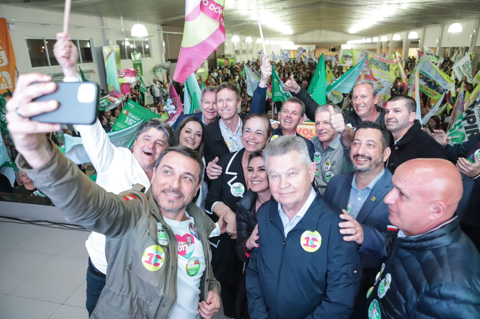 Em Comício No Sul Moisés Reitera Apoio De Prefeitos Do Mdb 0485