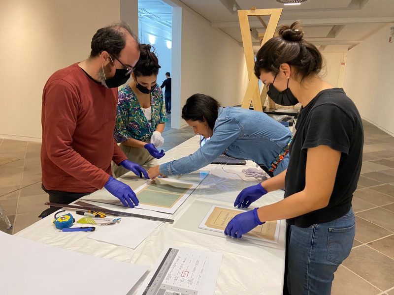 Montagem da exposição no Masc, em Florianópolis