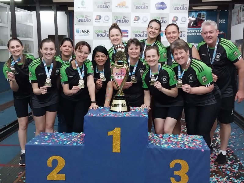 Clube Ca&ccedil;a e Tiro Mosquito venceu a modalidade feminina da Copa NDTV de Bol&atilde;o – Foto: NDTV