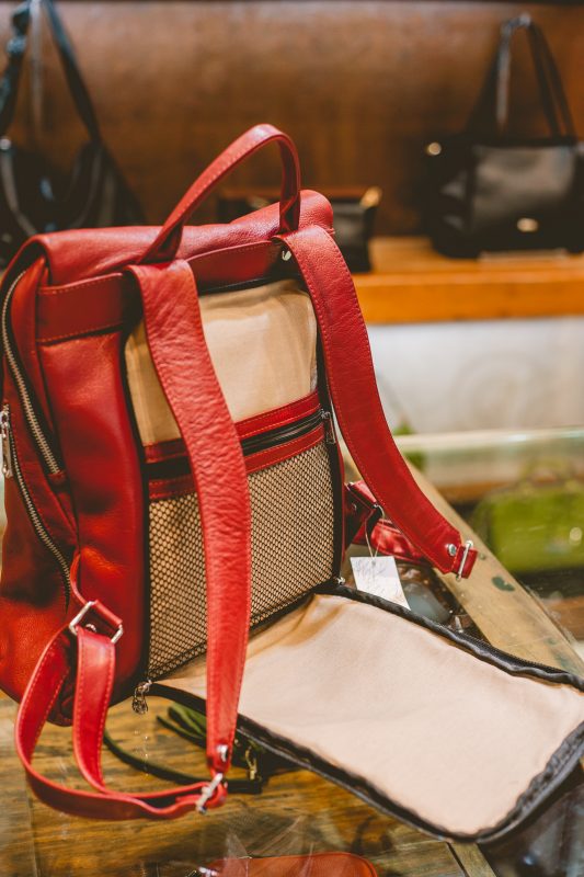 Mochila antifurto da Laci Baruffi – Foto: Isis Lacombe/Divulga&ccedil;&atilde;o