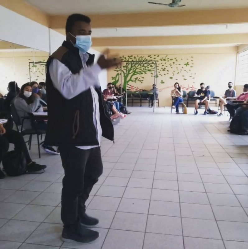 Professor das Ruas oferece aulas sobre povo negro de Florian&oacute;polis – Foto: Divulga&ccedil;&atilde;o/S&eacute;rgio Vignes/ND