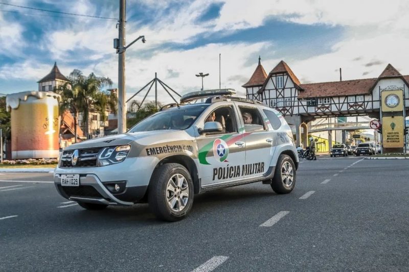 Pol&iacute;cia Militar – Foto: Divulga&ccedil;&atilde;o/Giovanni Silva/PM Blumenau/ND