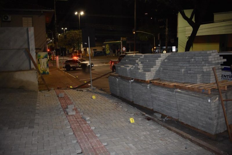 A Polícia Civil e Polícia Científica foram chamadas para a sequência dos procedimentos de atendimento e apuração dos fatos. – Foto: Polícia Científica/ND