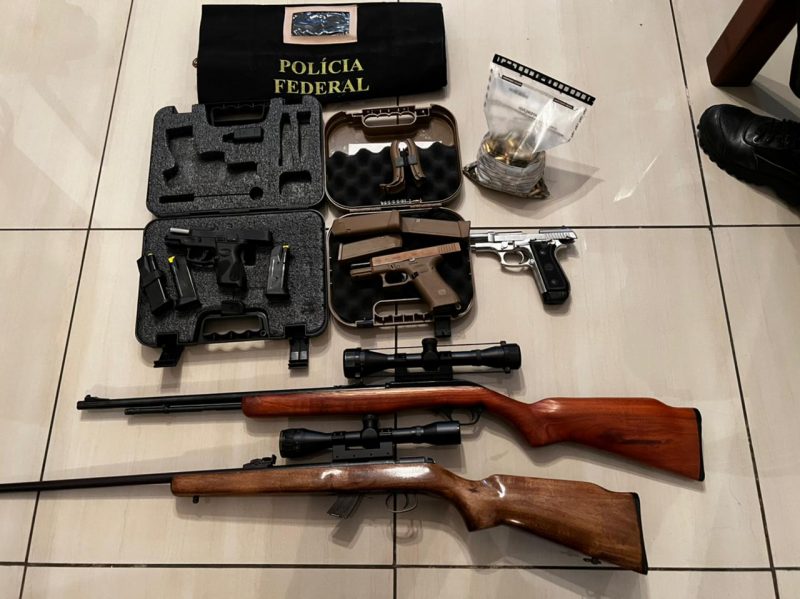 A PF explica que os investigados podem responder pelos crimes de falsidade ideol&oacute;gica, uso de documento falso e associa&ccedil;&atilde;o criminosa. – Foto: Pol&iacute;cia Federal/ND