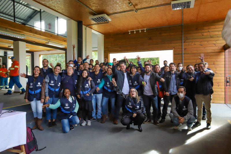Equipe da Prefeitura de Florian&oacute;polis no lan&ccedil;amento do AMA, em junho de 2022 – Foto: Teresa Vieira/Divulga&ccedil;&atilde;o/ND