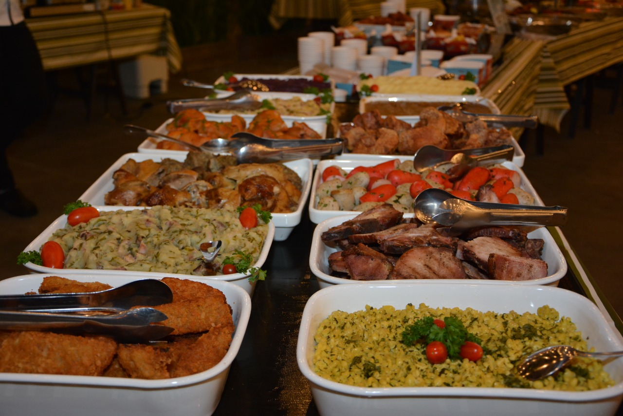 Gastronomia típica é uma das atrações da Oktoberfest de BlumenauFoto: Divulgação/Michele Lamin/Prefeitura de Blumenau/ND
