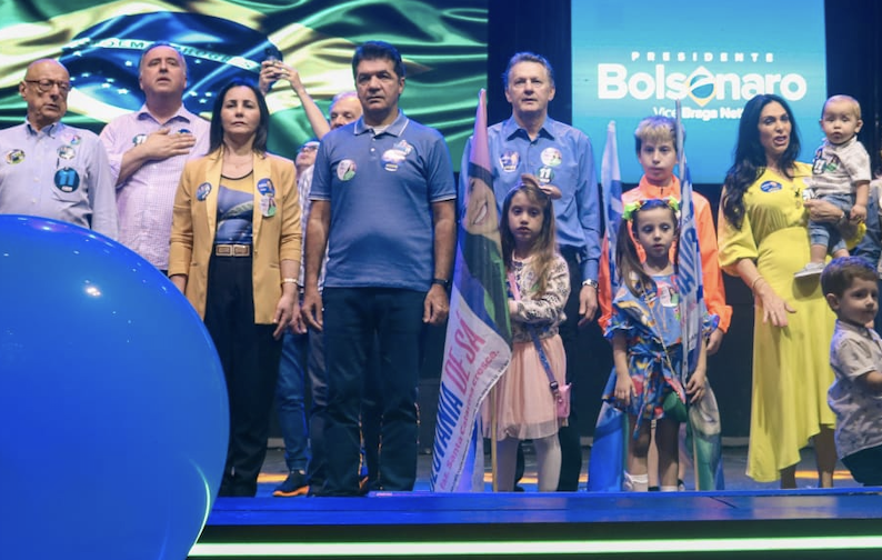 Prefeito de Crici&uacute;ma, Cl&eacute;sio Salvaro, apresentou seus candidatos proporcionais – Foto: Divulga&ccedil;&atilde;o/ND