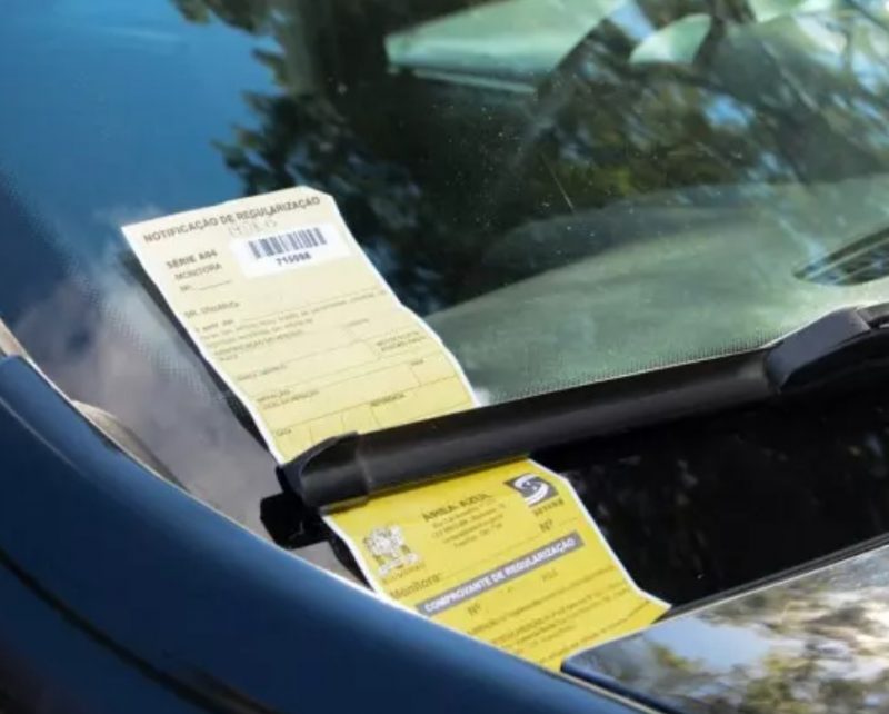 Notifica&ccedil;&atilde;o da &Aacute;rea Azul em Blumenau s&oacute; pode ser paga em dinheiro em tr&ecirc;s pontos da cidade – Foto: Reprodu&ccedil;&atilde;o/Internet/ND