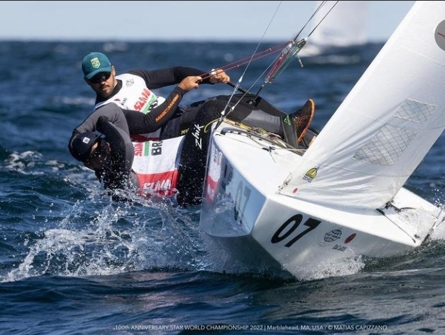 &uacute;nica dupla totalmente brasileira, Ant&ocirc;nio Moreira e Ubiratan Matos, foram os respons&aacute;veis pela conquista brasileira no sub-30. – Foto: Divulga&ccedil;&atilde;o/CBVELA