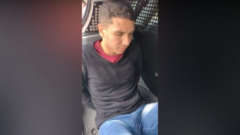 Leonardo Pro&ecirc;ncio, de 22 anos, foi preso cerca de duas horas depois de assassinar Rafael Caranhato – Foto: Reprodu&ccedil;&atilde;o/ND