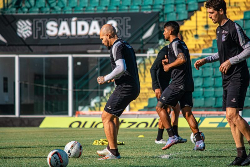 Imagens do treino do Figueirense