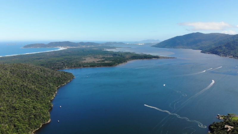 Lagoa da Conceição vive tragédia anunciada após crescimento desordenado e desastre ambiental