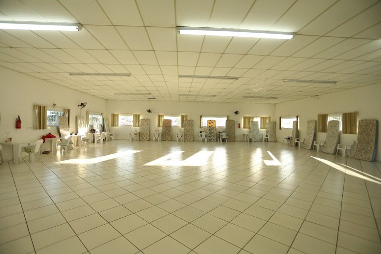 Abrigo provis&oacute;rio da prefeitura de Palho&ccedil;a – Foto: Prefeitura de Palho&ccedil;a/Divulga&ccedil;&atilde;o/ND