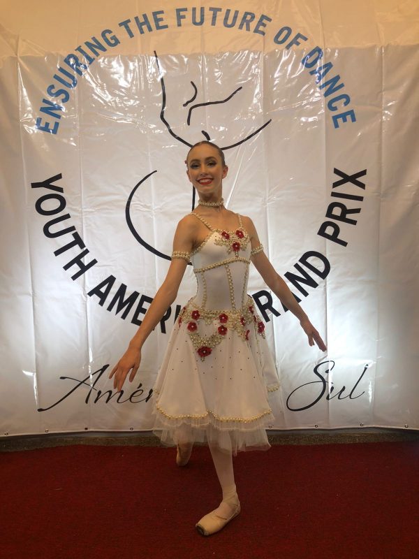 Catarinense Izadora Sandrini conquista importante t&iacute;tulo do Ballet internacional – Foto: divulga&ccedil;&atilde;o