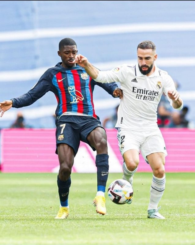 Futebol: Barcelona e Real Madrid fora do top-10 – Foto: BARCELONA E REAL MADRID