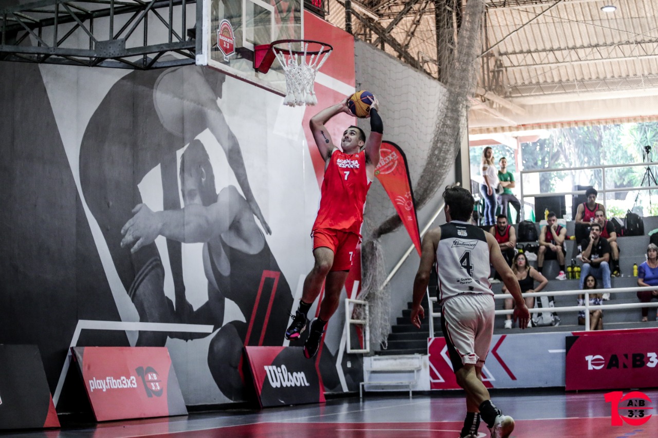 Convidada para torneio de basquete na Itália, equipe de SC faz campanha  para viabilizar viagem, basquete